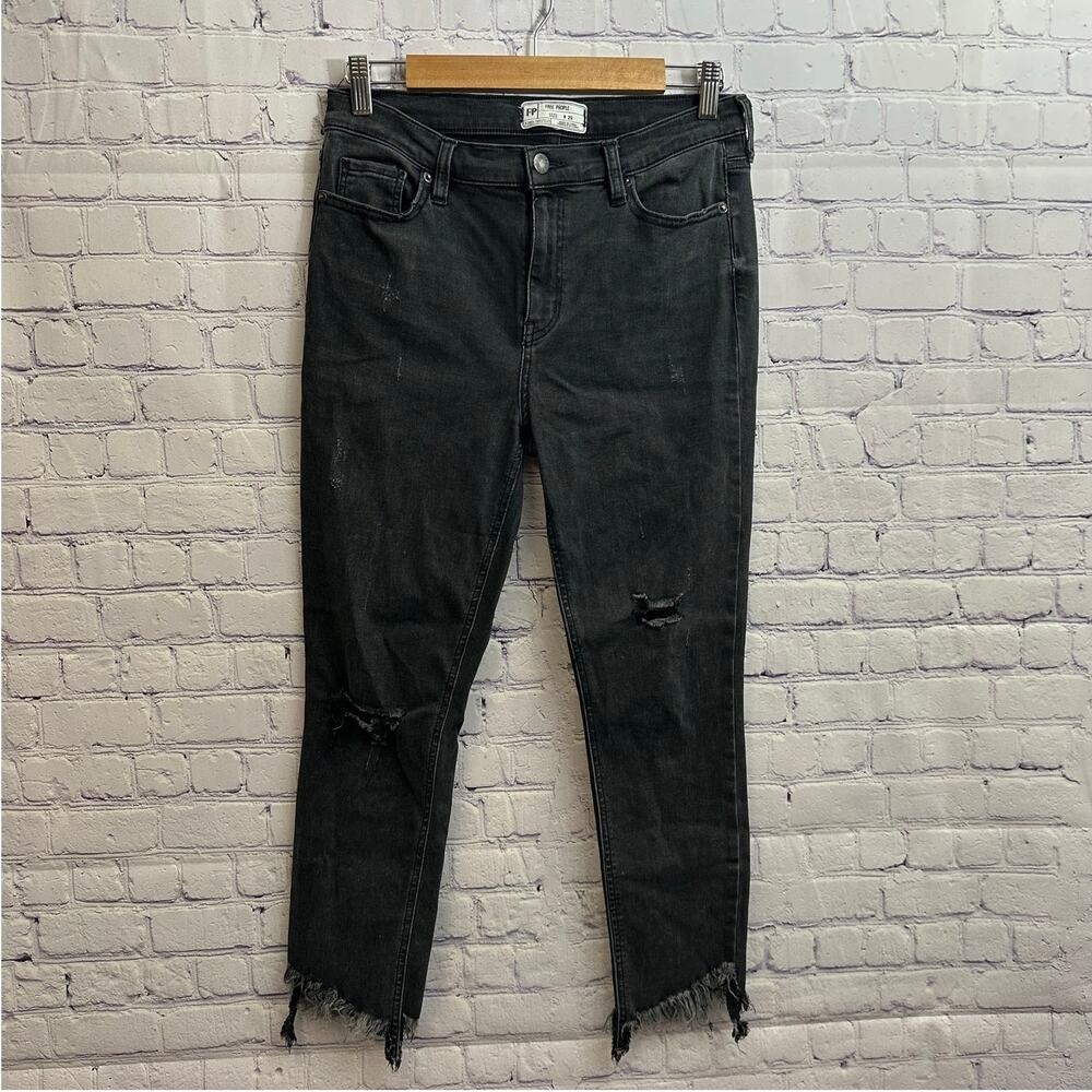 Free People Black Distressed Straight Leg Jeans Size 29 Frayed Emo Casual